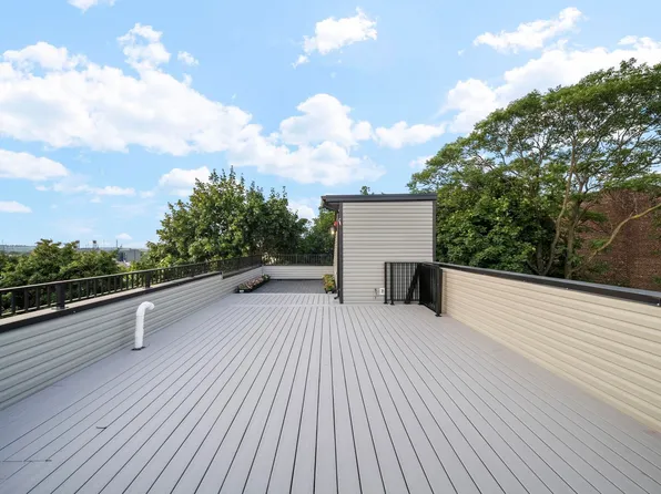 124 Glenwood Avenue image 26 of 35