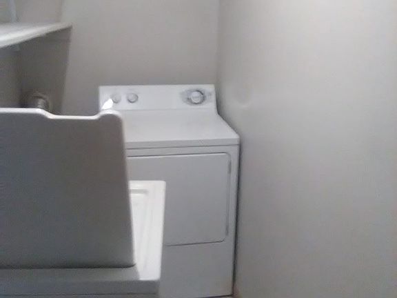3rd image of 5404 Bon Aire Dr Unit C
