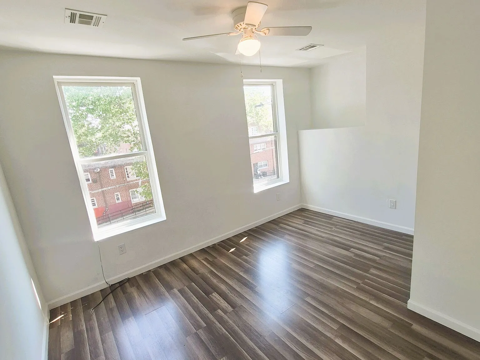 Modern 2BD/2BA apartment in North Philadelphia! — Photo 4