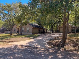 165 Kaelepulu Dr, Bastrop, TX 78602