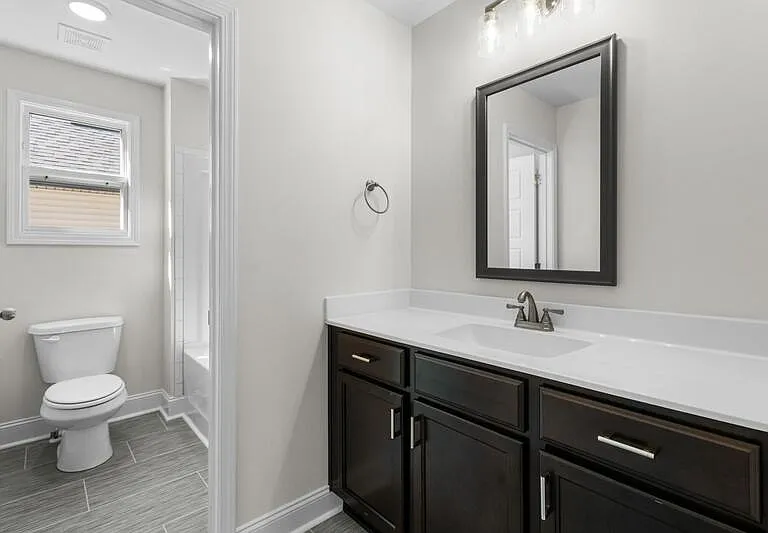 548 Castle Pinckney Ln — Photo 11