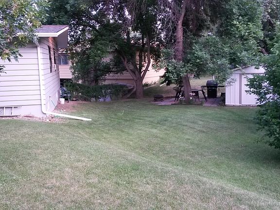 3rd image of 29 Saddle Butte Dr