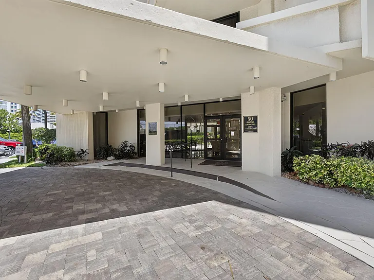 2800 N Ocean Dr #B24D — Photo 42