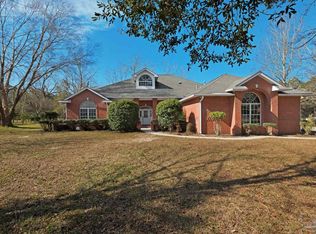 8863 Chisholm Rd, Pensacola, FL 32514