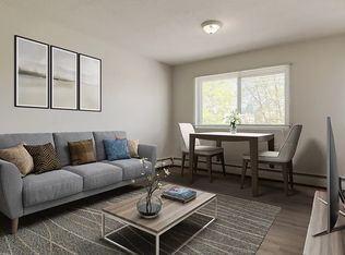 10950 105th St NW #104, Edmonton, AB T5H 2X4