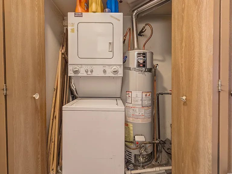 62 W 700 N #210 — Photo 3