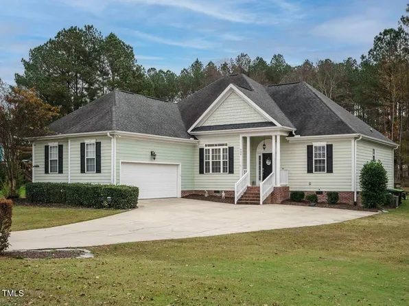 906 Trumpet Vine Ct, Wendell, NC 27591