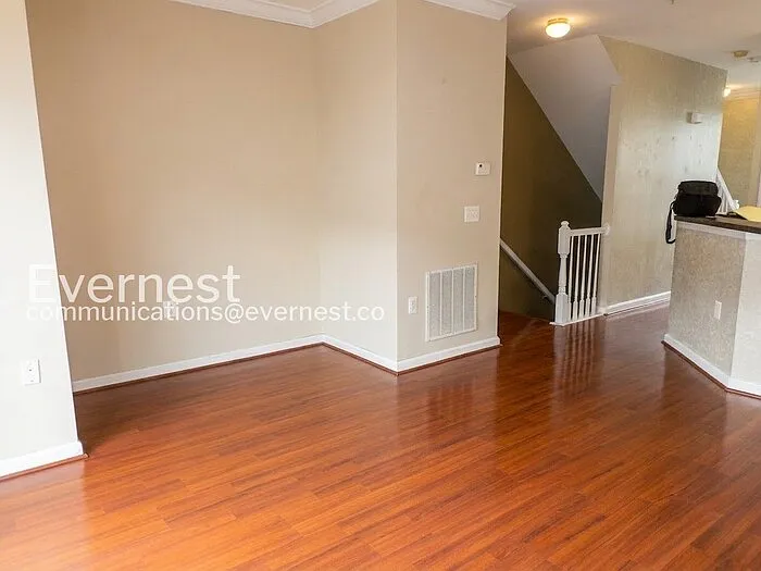 21803 Flanders Ct — Photo 5