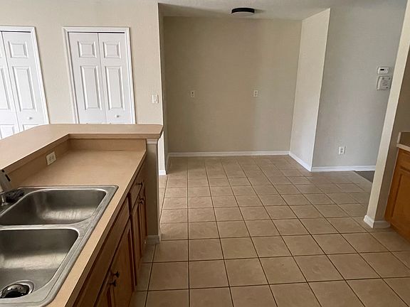 3rd image of 1421 Hibiscus Ave