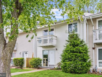 129 N Cottage Rd, Sterling, VA, 20164