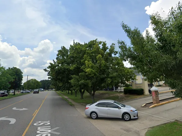 300 Mason St Suite 211, Laurel, MS 39440