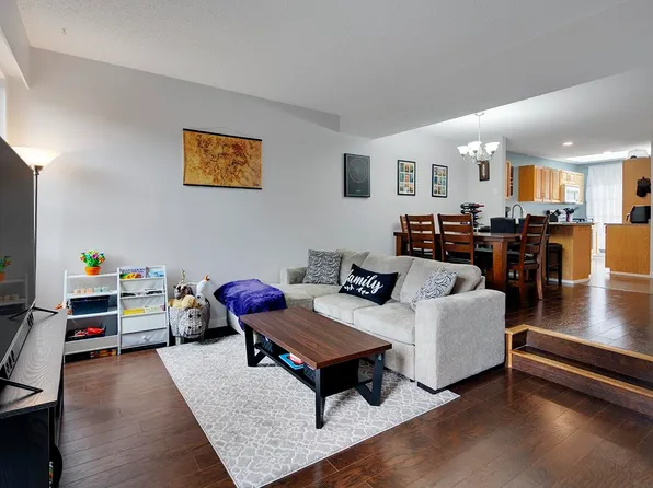 19022 119b Ave #3, Pitt Meadows, BC V3Y 1X5