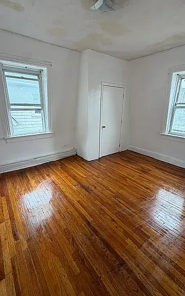 39 Brighton St #3 — Photo 2