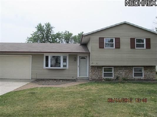 1st image of 4811 Hiawatha Dr