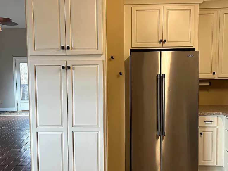 302 Williamsburg Ln — Photo 28