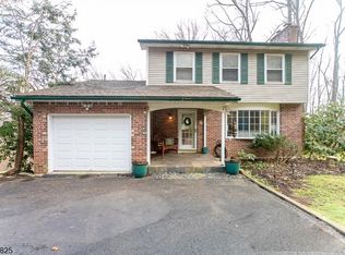 200 Cherry Tree Bend Rd, Port Murray, NJ 07865