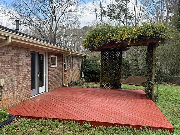 4th image of 6063 Pine Terrace Dr