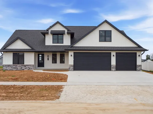 N8871 Killarney Way, Menasha, WI 54952