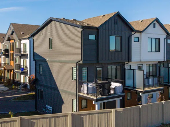 850 Secord Blvd NW #49, Edmonton, AB T5T 7R9