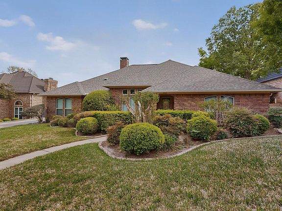 5th image of 828 Mayfair Hill Ct