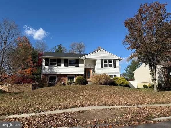 916 Edgemoor Rd, Cherry Hill, NJ 08034