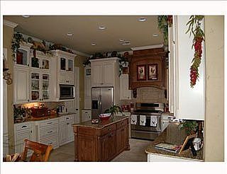 2nd image of 125 Carondelet Ct