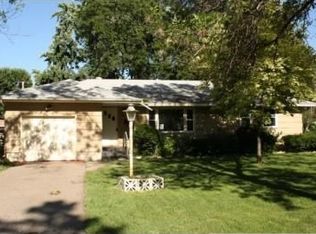 6236 Lee Ave N, Brooklyn Center, MN 55429