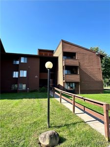 348 Village Blvd N, Baldwinsville, NY, 13027