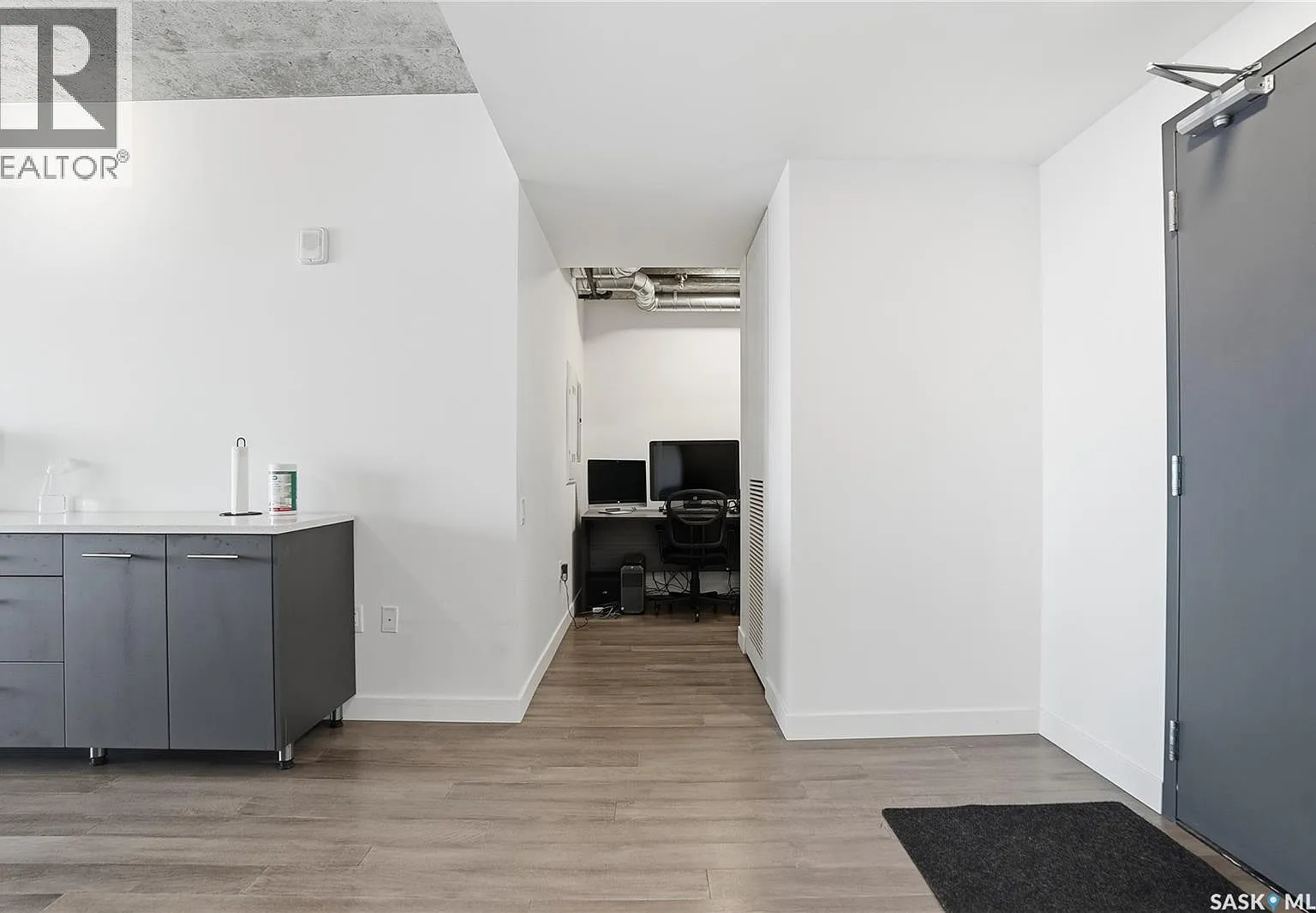 2 bed, 1065 sqft, $2,800 — Photo 4