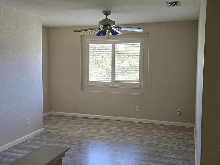 3209 Claudine Ct — Photo 5