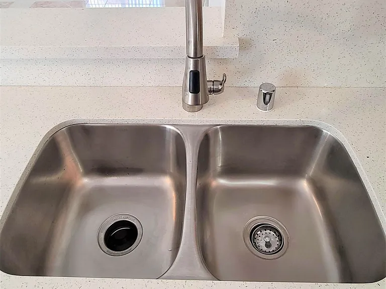 cyb5446 — Photo 11