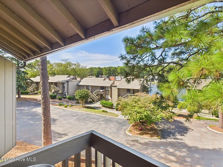 250 Sugar Gum Ln #201 — Photo 36