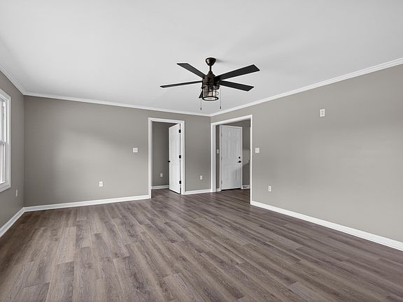 4th image of 112 Leslie Dr