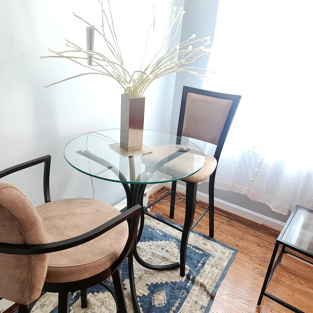 Cute and Cozy Baltimore Apt — Photo 2