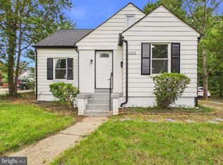 2610 Beacon Hill Rd, Alexandria, VA 22306