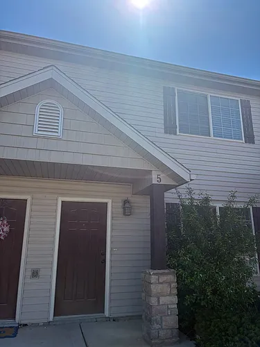 370 W 1425 N Photo 1