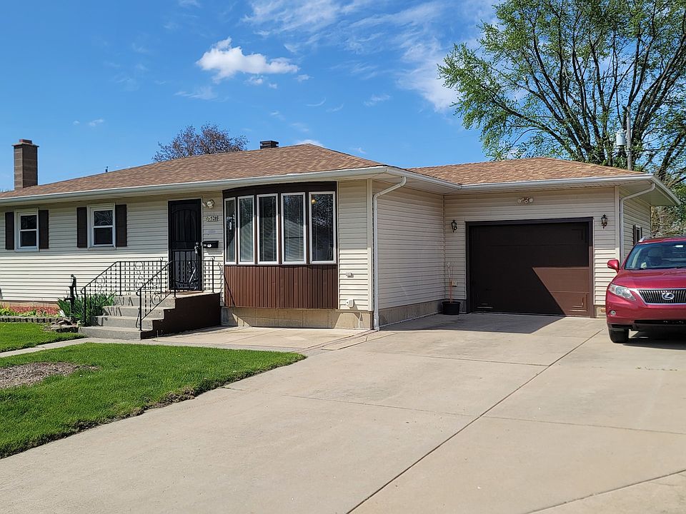 1st image of 528 Glenwood Dr