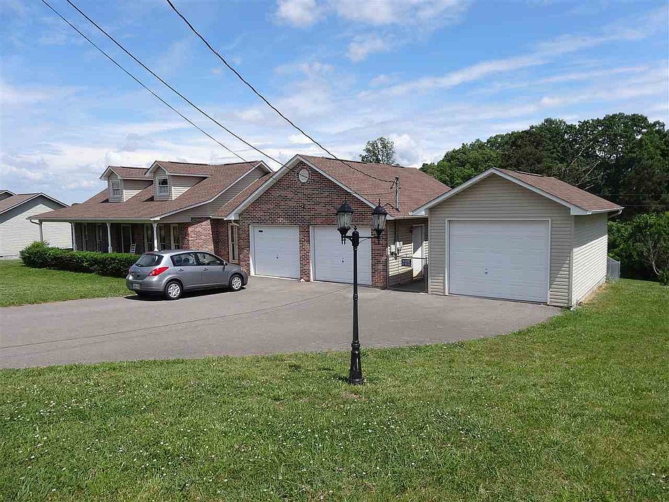 1st image of 1030 Historic Hills Dr