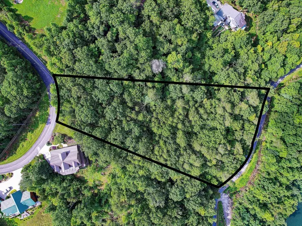 228 Black Hawk Dr #88, Ten Mile, TN 37880