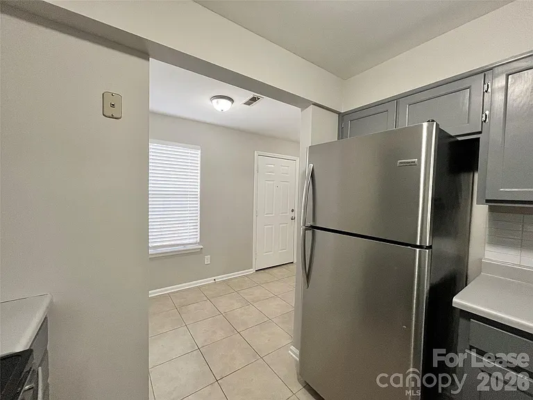2901 Iron Gate Ln — Photo 10