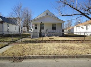 431 NE Emmett St, Topeka, KS 66616