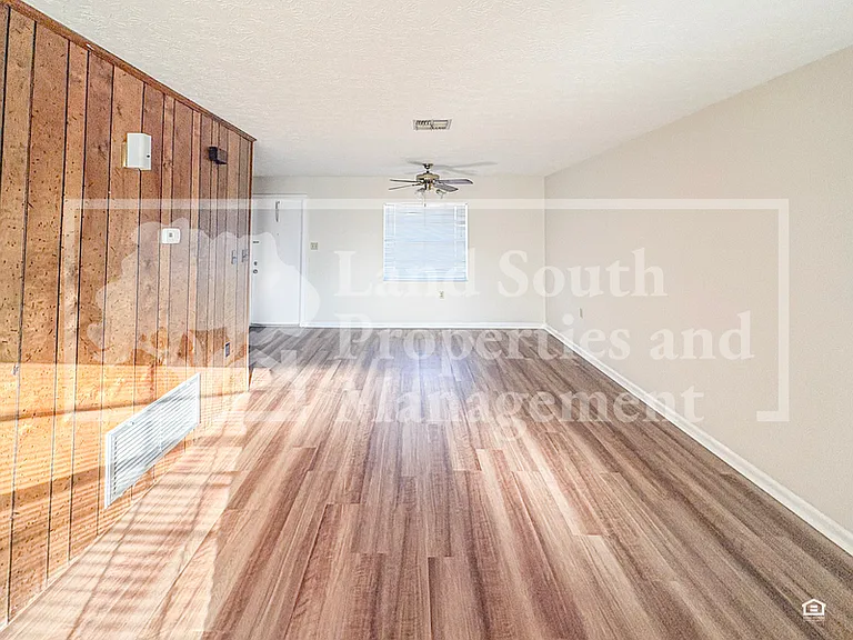 708 Boyd Ct — Photo 3