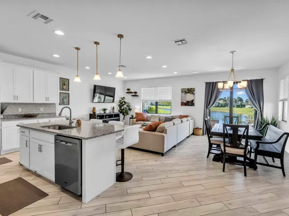 9478 Glider Way, Boca Raton, FL 33428