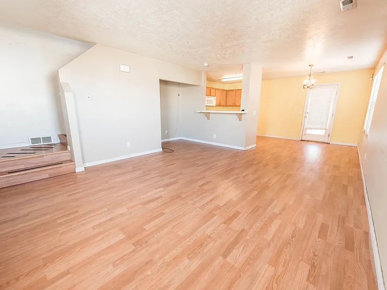 2037 N 2125 W — Photo 8