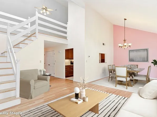 40 Prudence Crandall Ln, North Easton, MA 02356