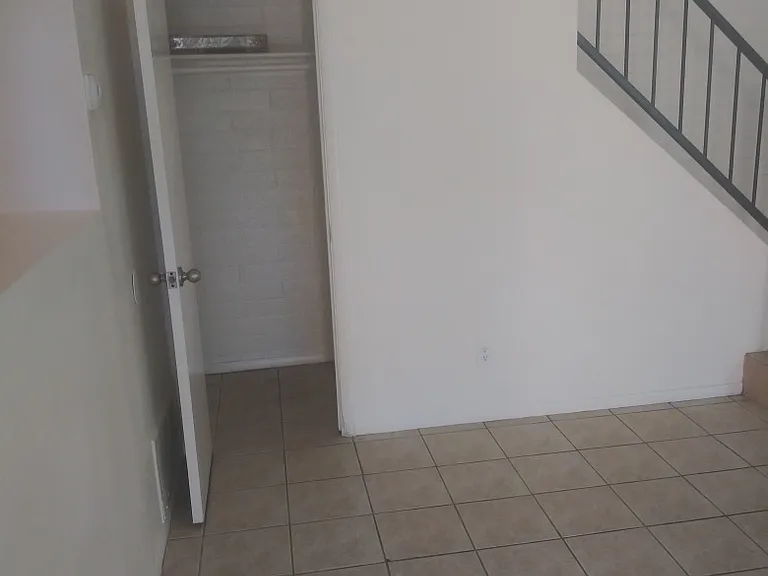 4709 E Jones Ave — Photo 28