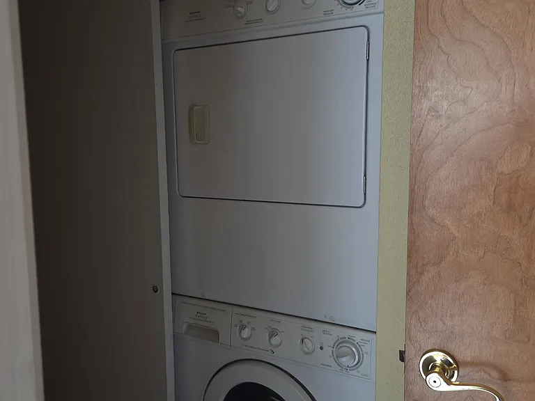 4041 Big Horn Rd #10 — Photo 11