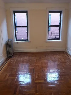 Rented by Roberto Guilbet, LREB | media 34