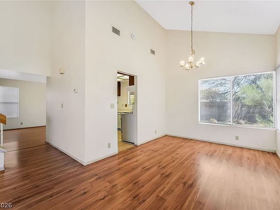 4th image of 4782 Farlington Dr