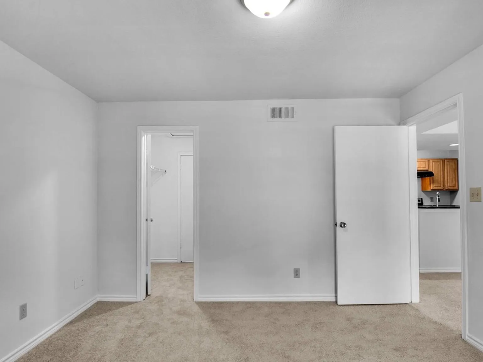 12154 Penderview Ter — Photo 4